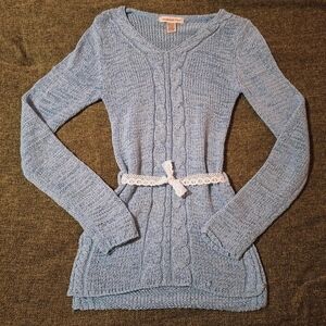 Elegant Blue Knit Dress with Belt